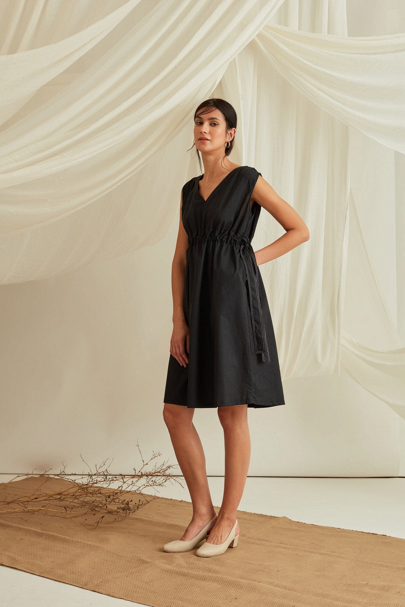 Adjustable tie-up belt cotton poplin dress-Midnight Black