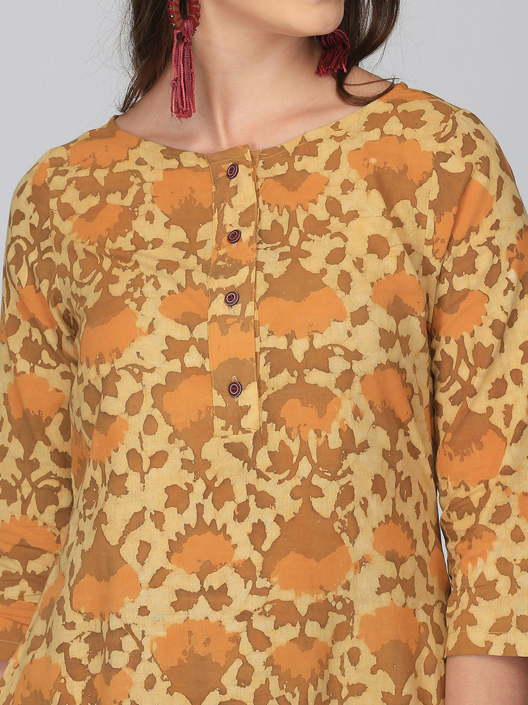 Abhishti Earthy Dabu A line Kurta