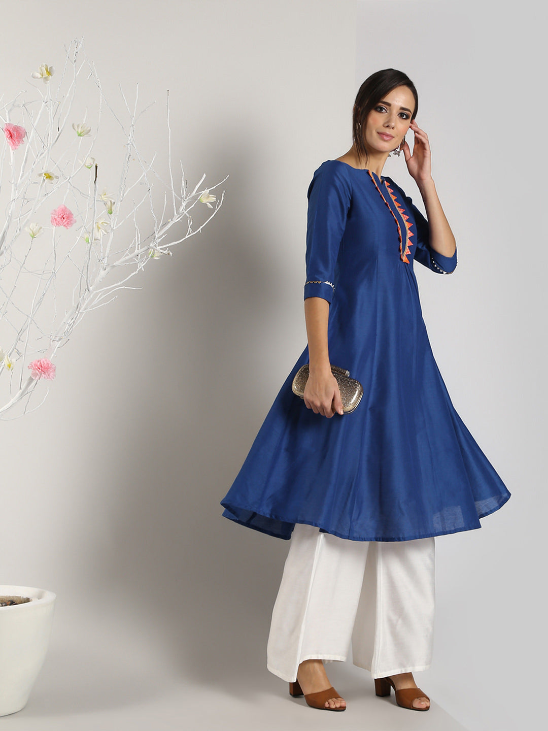 Abhishti Cotton Silk Kurta with Bandhani Lace