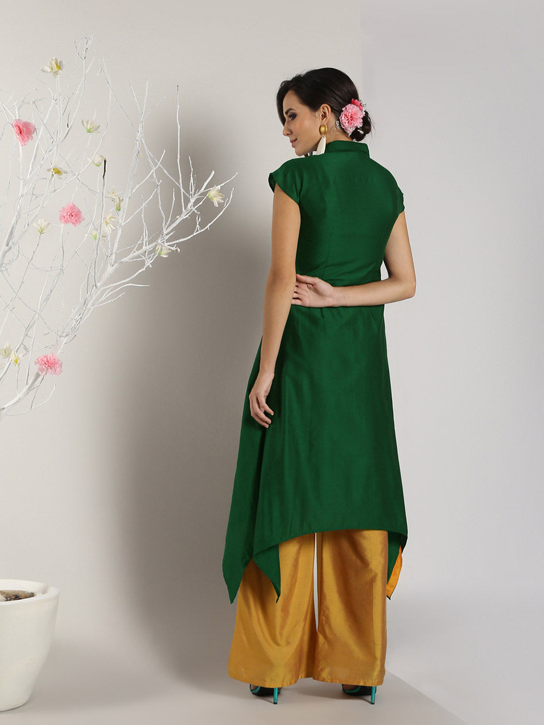 Abhishti Cotton Silk Asymmetric Kurta with Cotrast side details