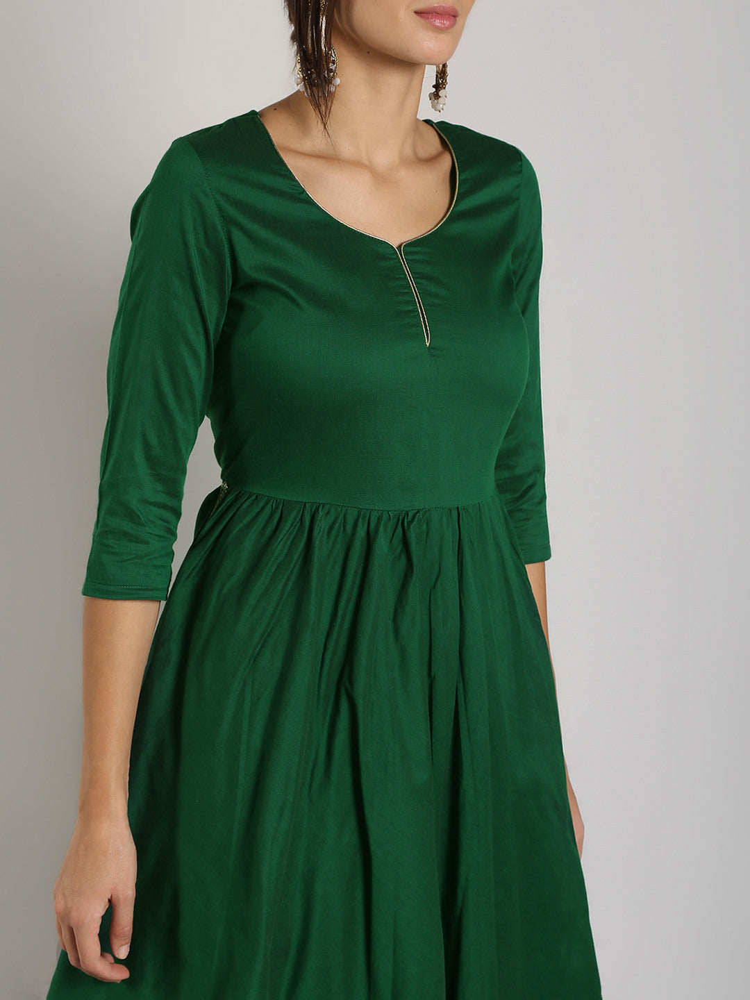 Abhishti Cotton Silk High Side slit Kurta with lace detail