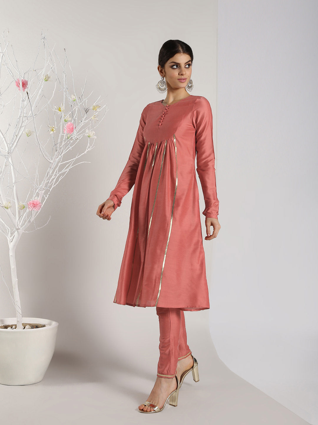 Abhishti Cotton Silk Anarkali Kurta with Lace Kali Design