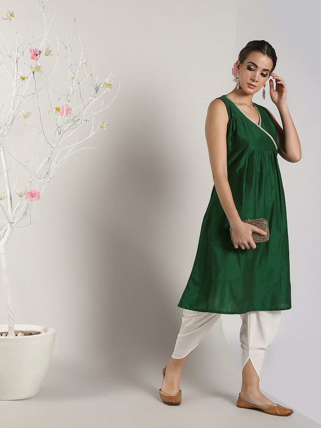 Green Banarasi Sleeveless Flared Kurta