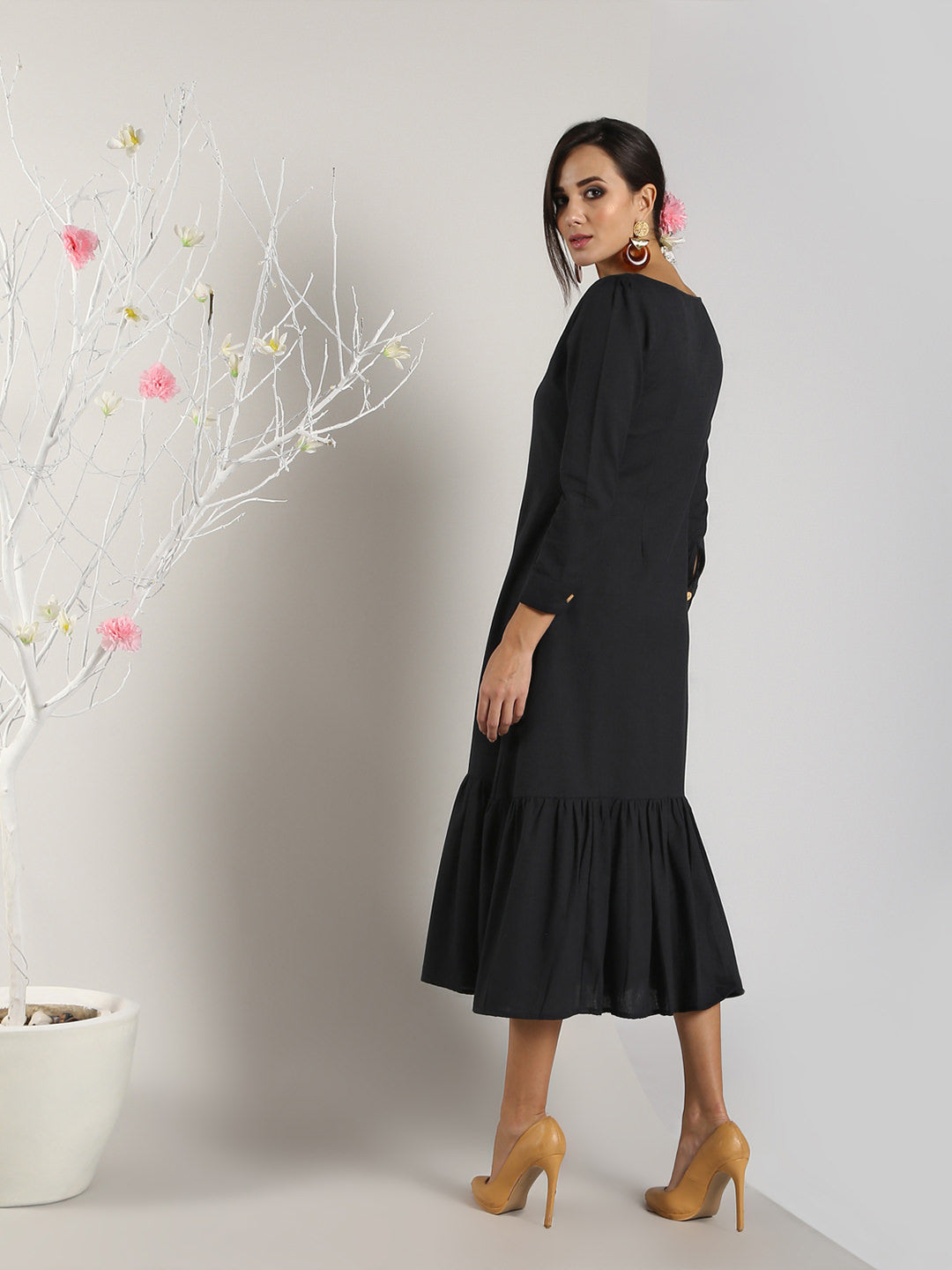 Abhishti Cotton Linen Front Open Pleated Hem Dress / Shrug