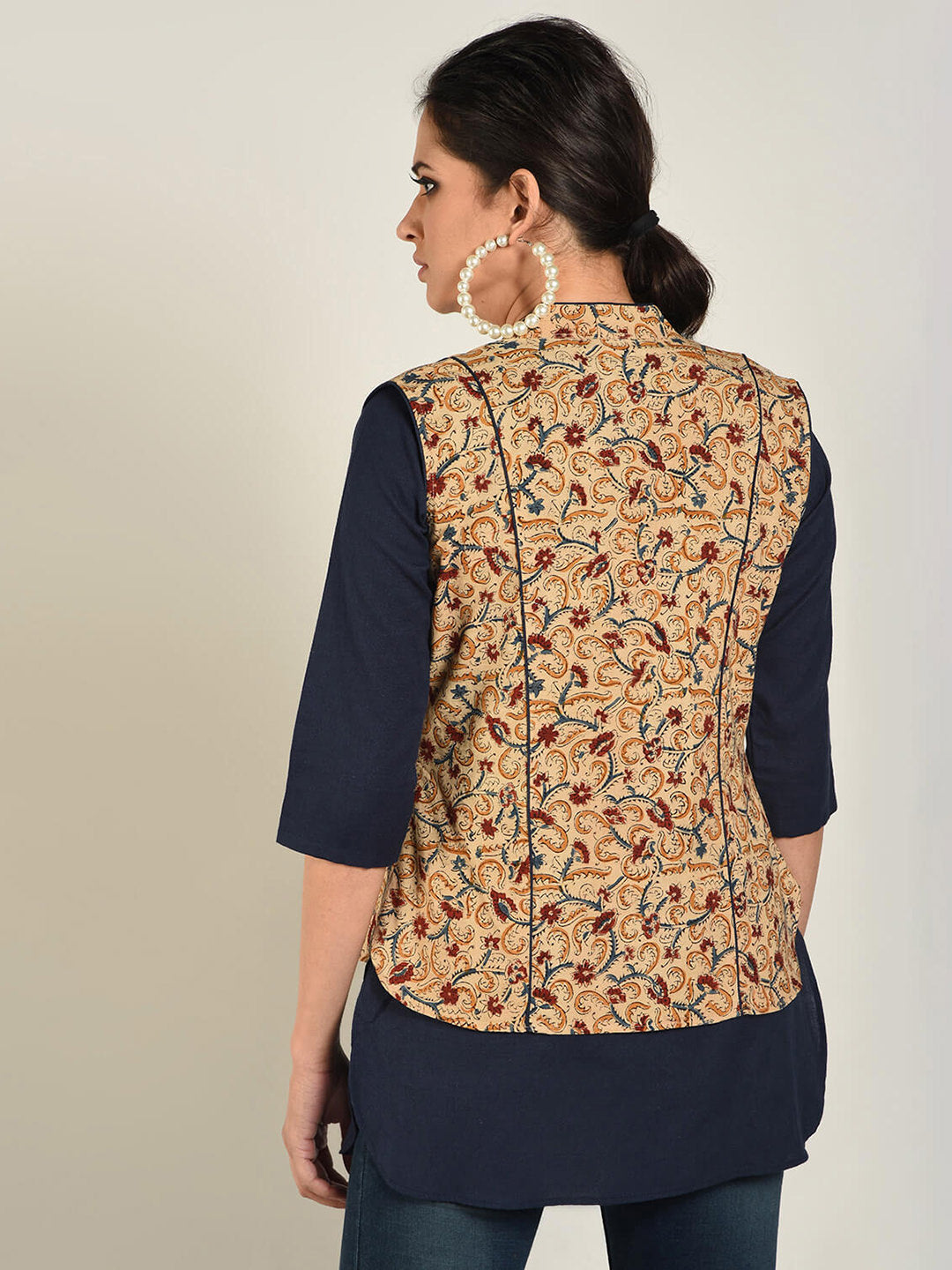 Abhishti Kalamkari Jacket