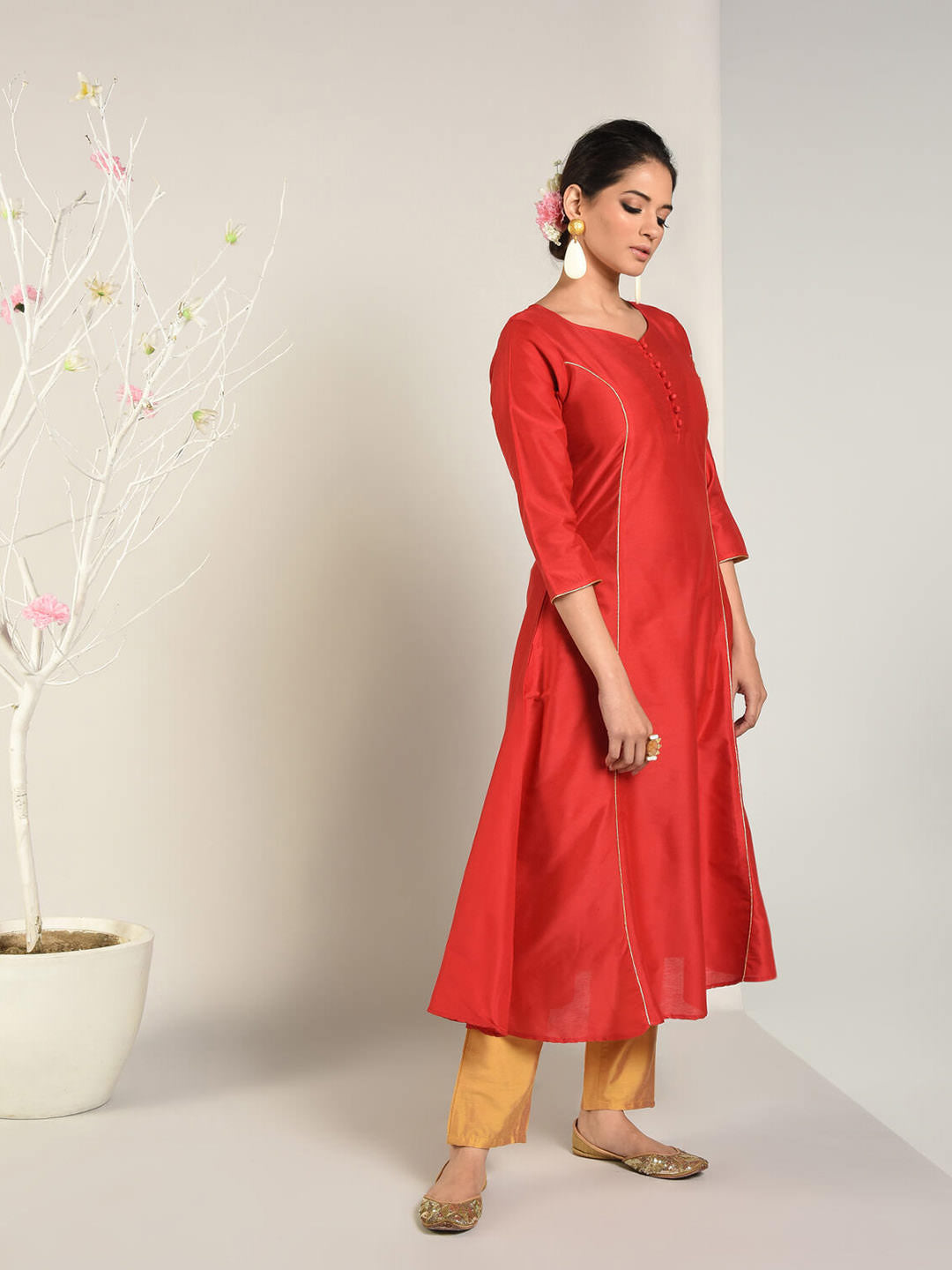 Abhishti Cotton Silk Kalidar Princess cut flared kurta