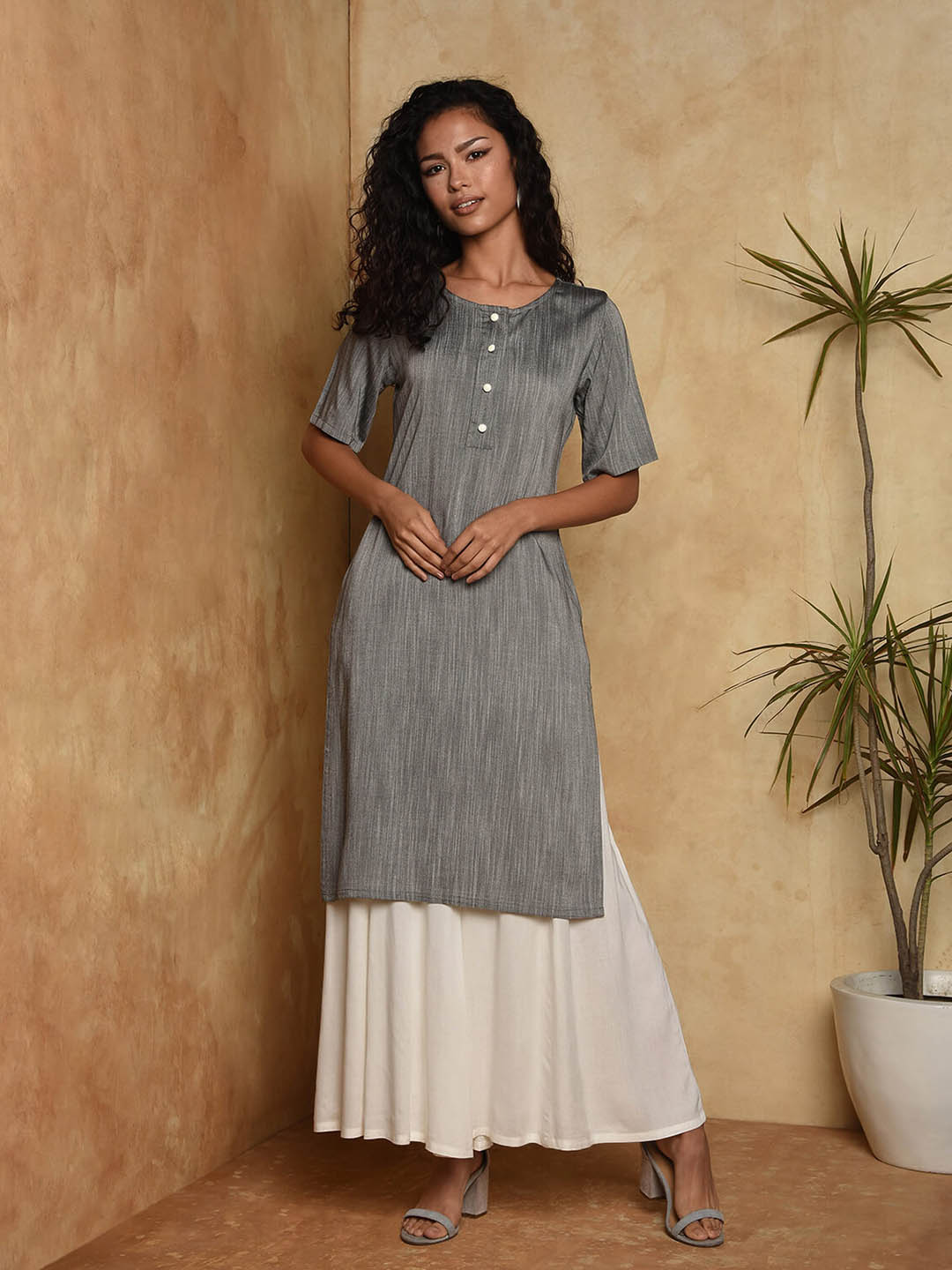 Two tone Rayon Kurta with button detail