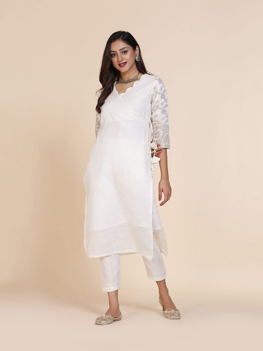 Abhishti cotton baswada kurta with overlapped scalloped neck & zariwork sleeves