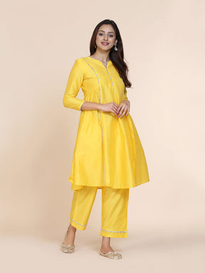 Abhsihti cotton silk kurta with side gathers & contrast details