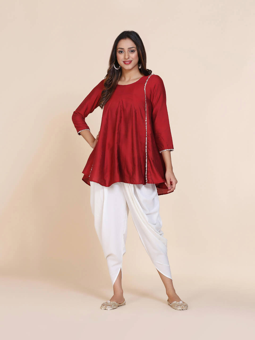Abhishti cotton silk short panelled kurti with side lace panels