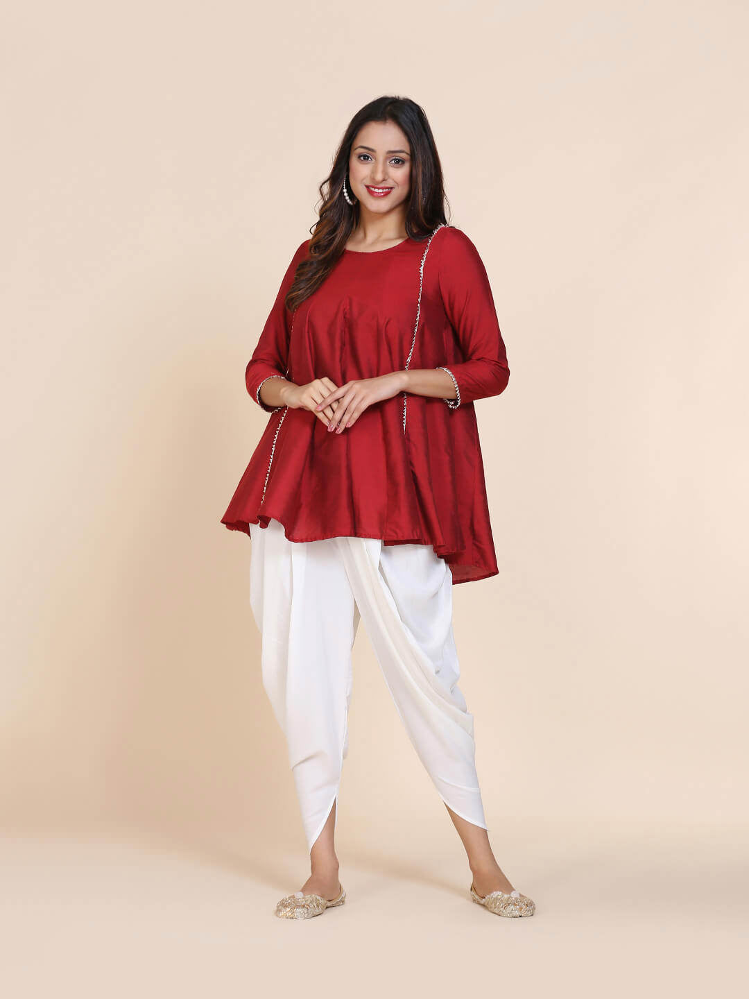 Abhishti cotton silk short panelled kurti with side lace panels