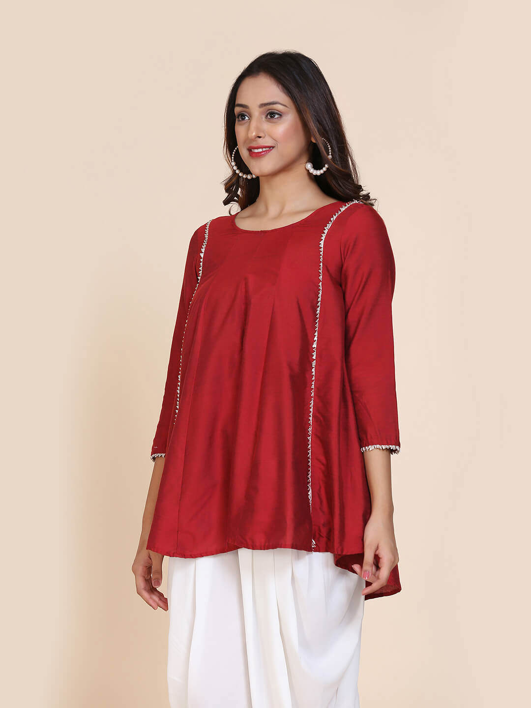 Abhishti cotton silk short panelled kurti with side lace panels