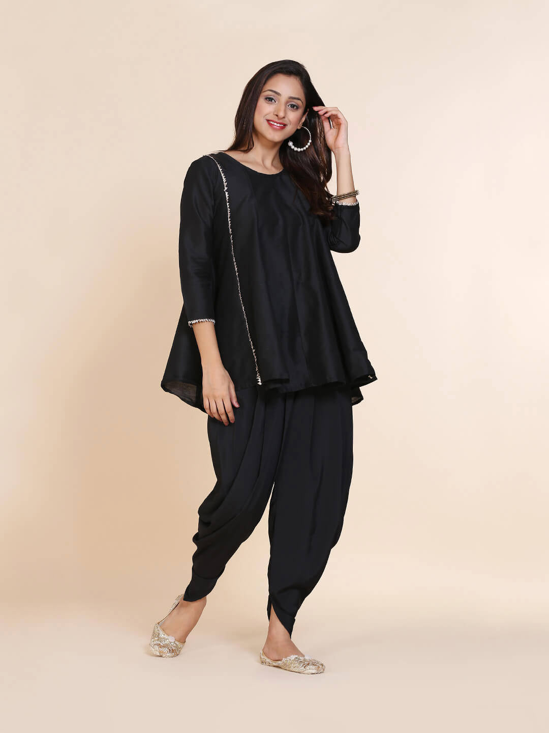 Abhishti cotton silk short panelled kurti with side lace panels