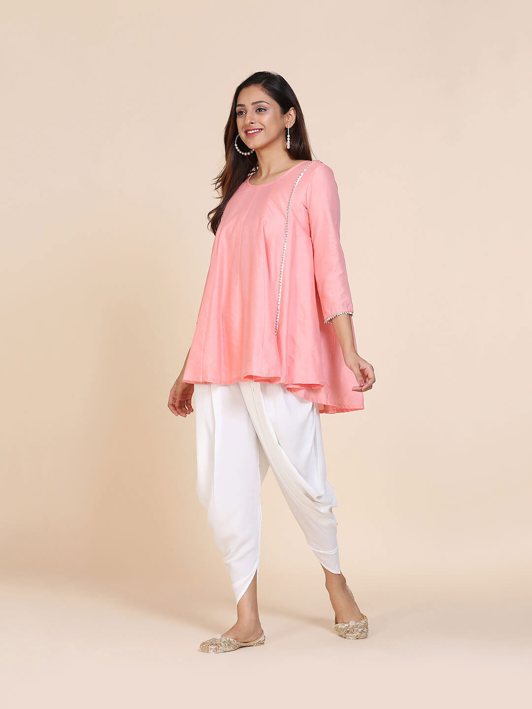 Abhishti cotton silk short panelled kurti with side lace panels