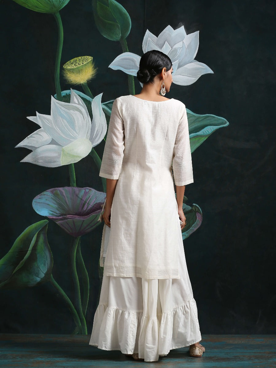 Abhsihti cotton baswada kurta with center zari work panel & side tassel tie-up