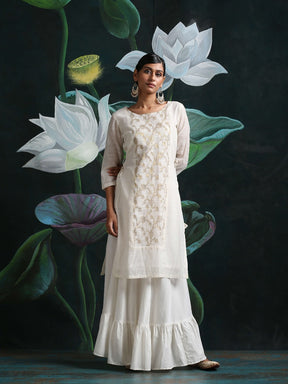 Abhsihti cotton baswada kurta with center zari work panel & side tassel tie-up