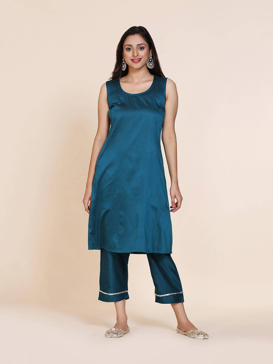 Abhsihti cotton silk sleeveless A-line kurta