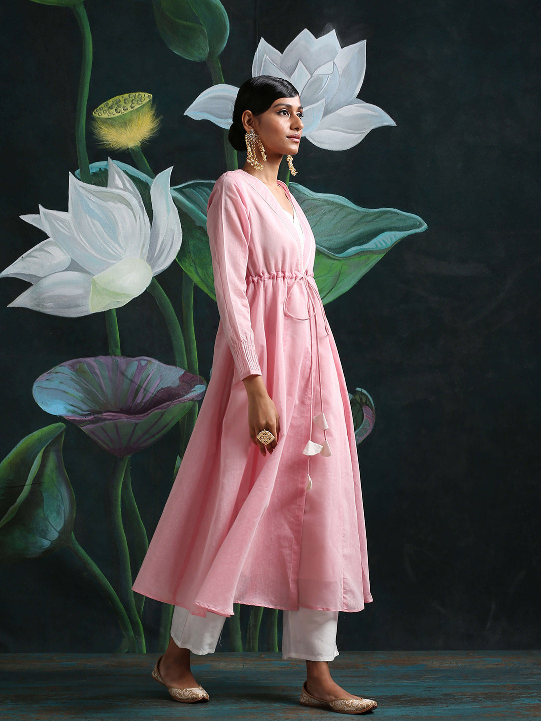 Pink Banarasi Chanderi Panelled Shrug with Kurta