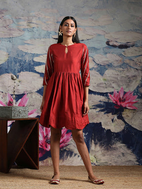 Maroon Banarasi Dress With Laced Sleeves & Scalloped Hem