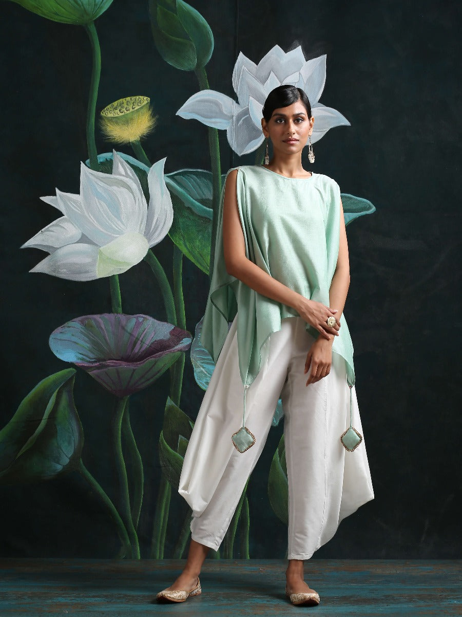 Cotton silk handkerchief hemline top detailed with attached tassels Green