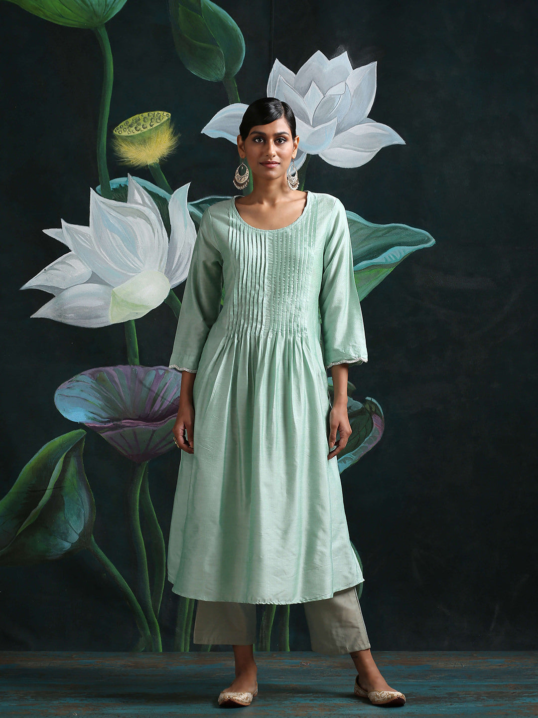 Cotton silk pleated flared kurta with detailed sleeves and pockets