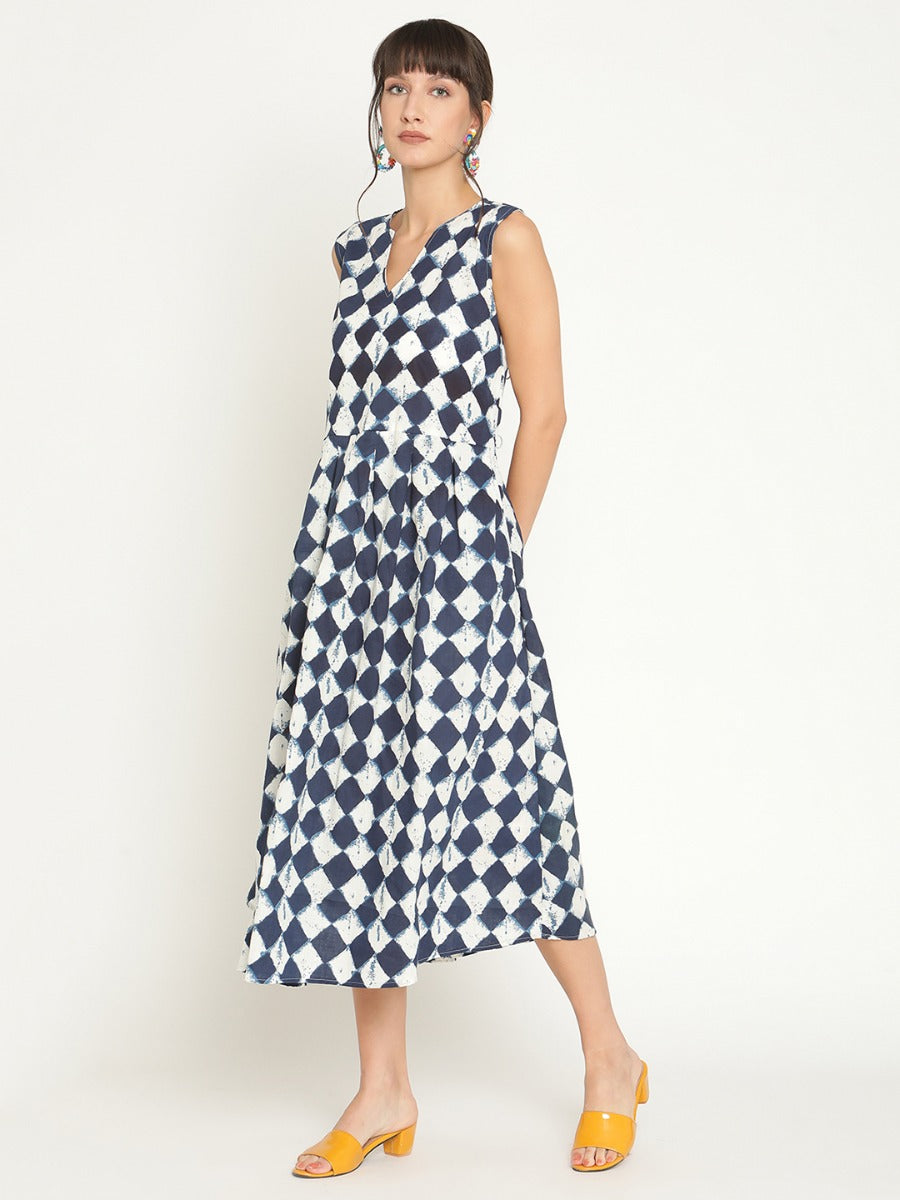 Abhishti printed box pleated midi dress
