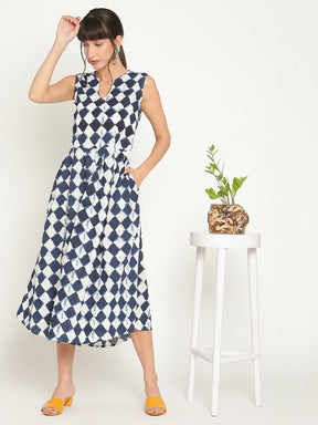 Abhishti printed box pleated midi dress