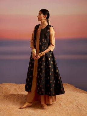 Coral-Black Sleeveless Jacket and Banarasi Kurta