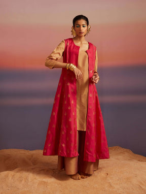 Paradise-Pink Sleeveless Jacket and Banarasi Kurta