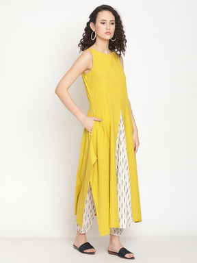 Spring Green Kurta With Circular Ikat Panel