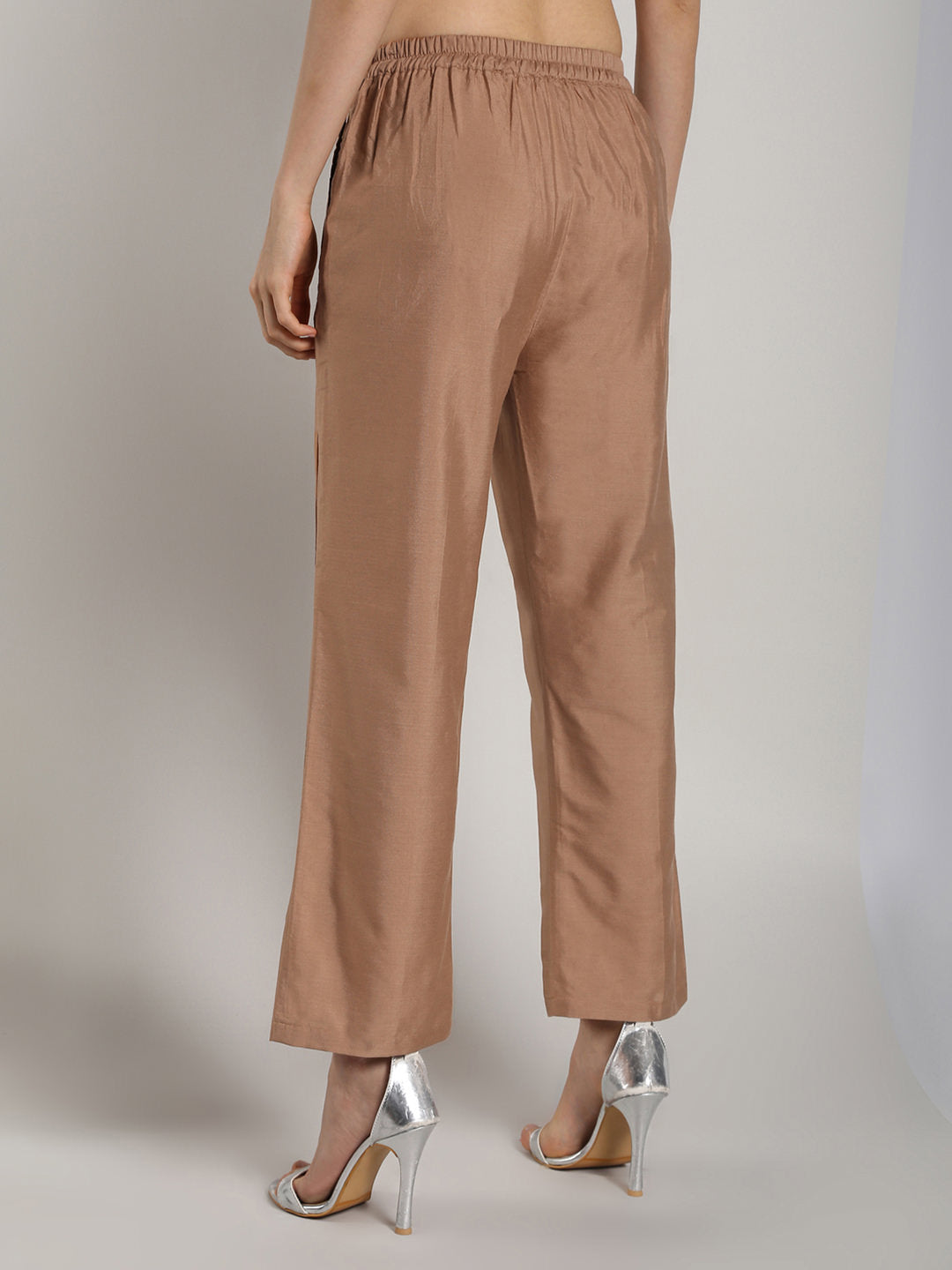 Abhishti Cotton Silk Cropped Pants