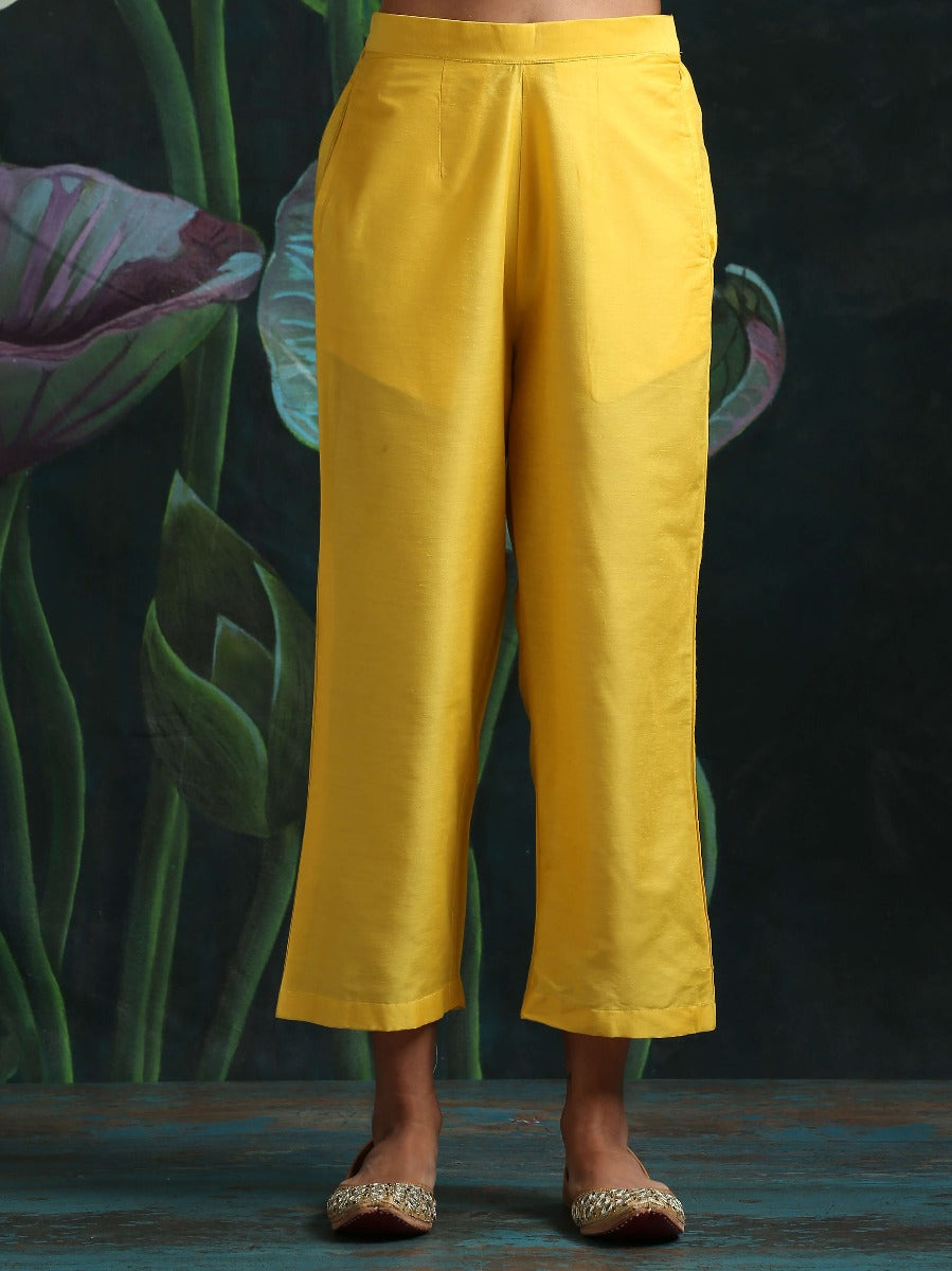 Cotton silk straight pant with side pockets Yellow