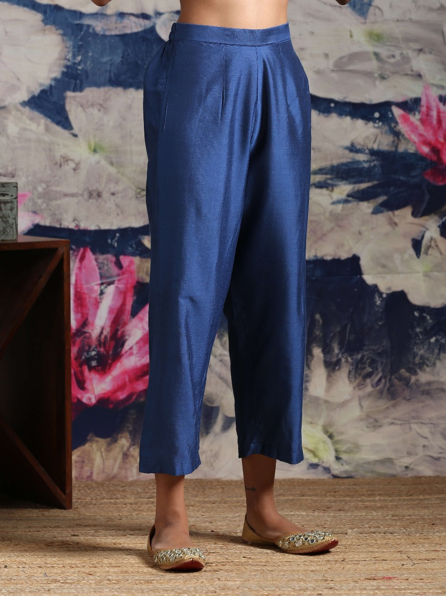 Cotton silk straight pant with side pockets Blue