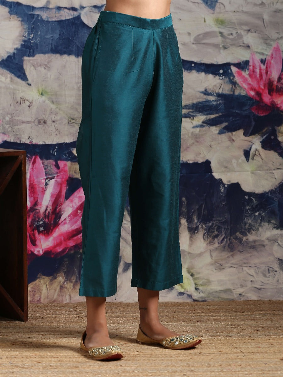 Cotton silk straight pant with side pockets Green
