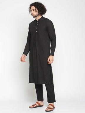 Men Black Pleated Poplin Kurta