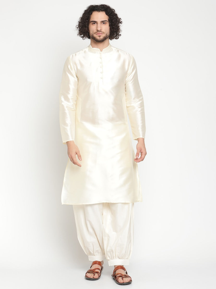 Men Ivory Mandarin Collar Banarasi Kurta