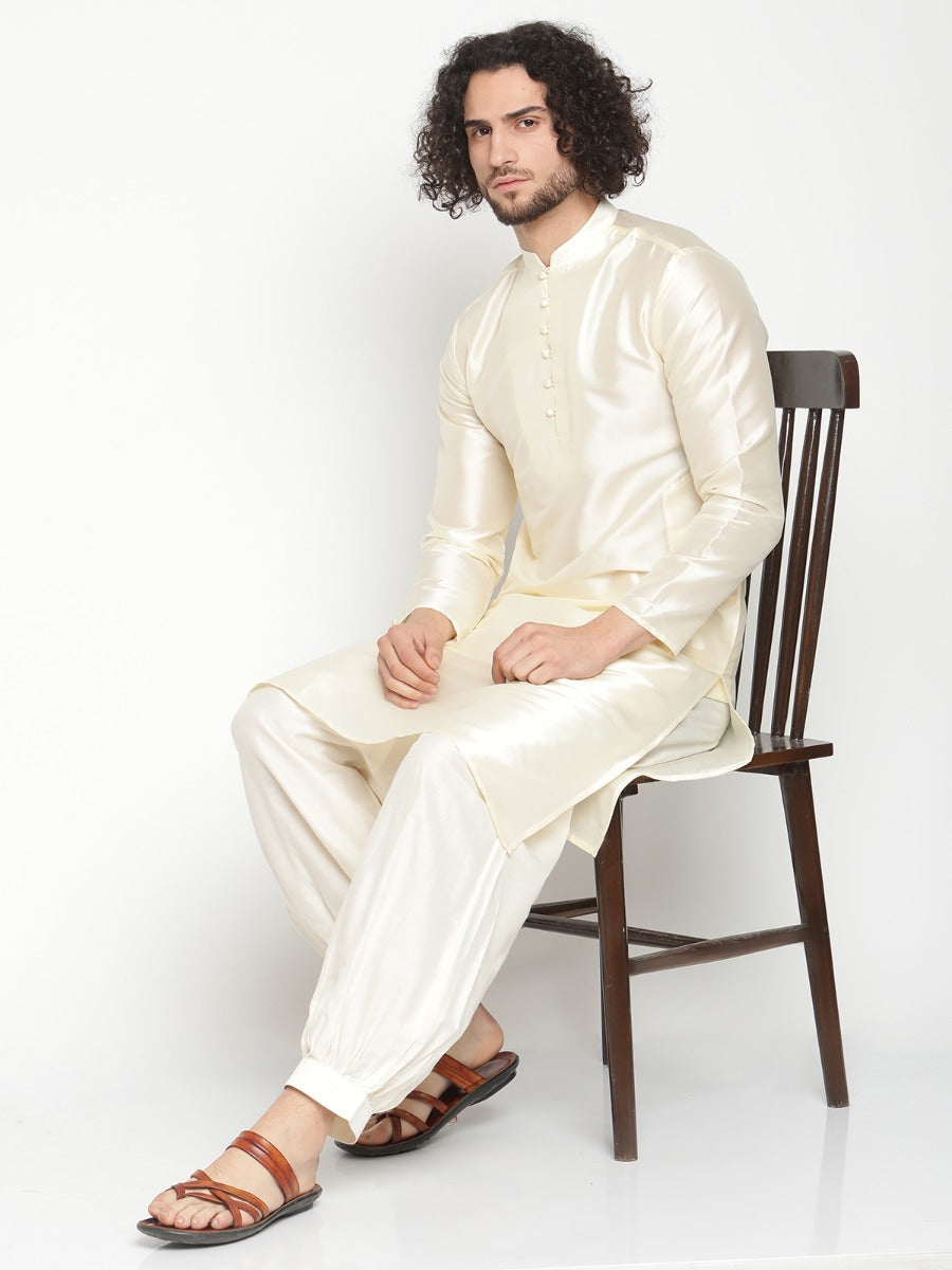 Men Ivory Mandarin Collar Banarasi Kurta