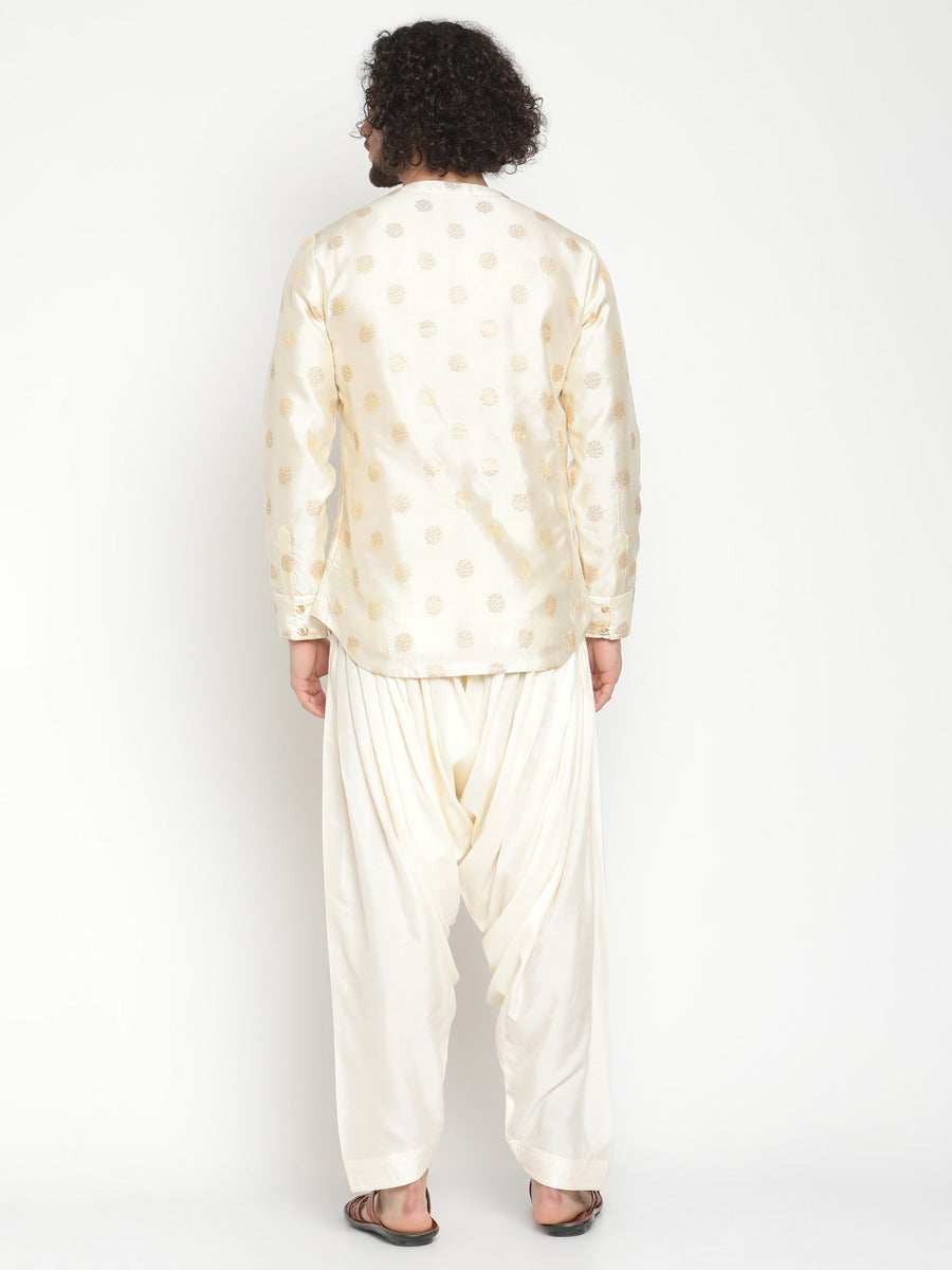 Men Cream Short Banarasi Kurta With Zari Work