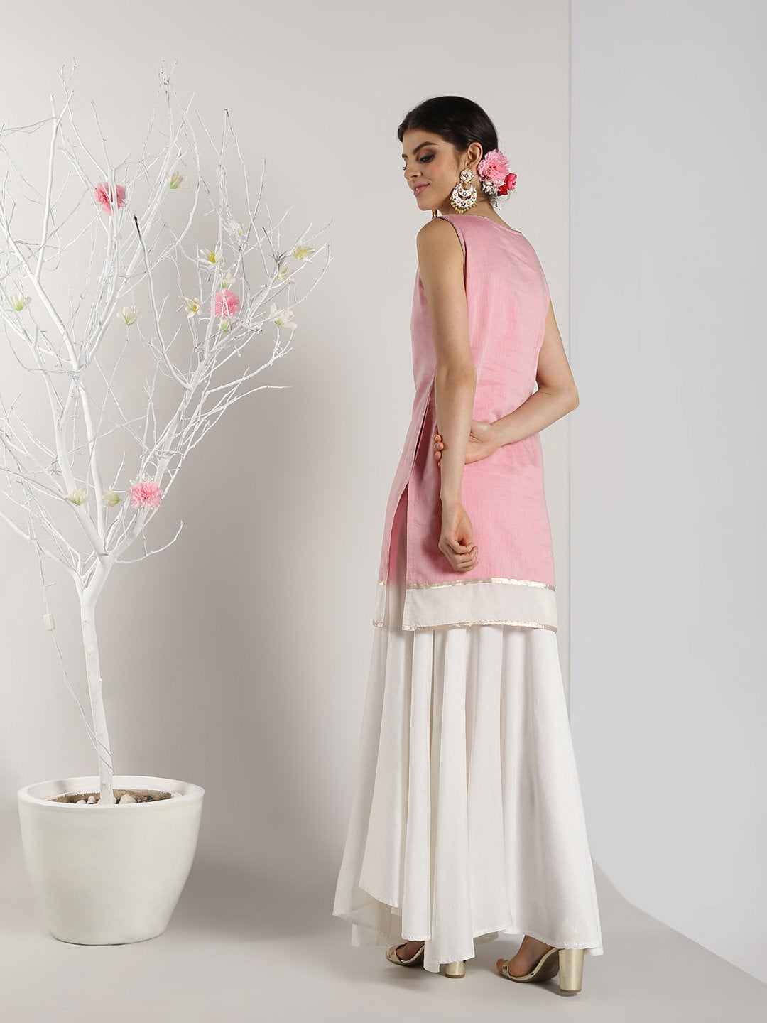 Abhishti Chandheri Zari Border Pastel Kurti with Bottom