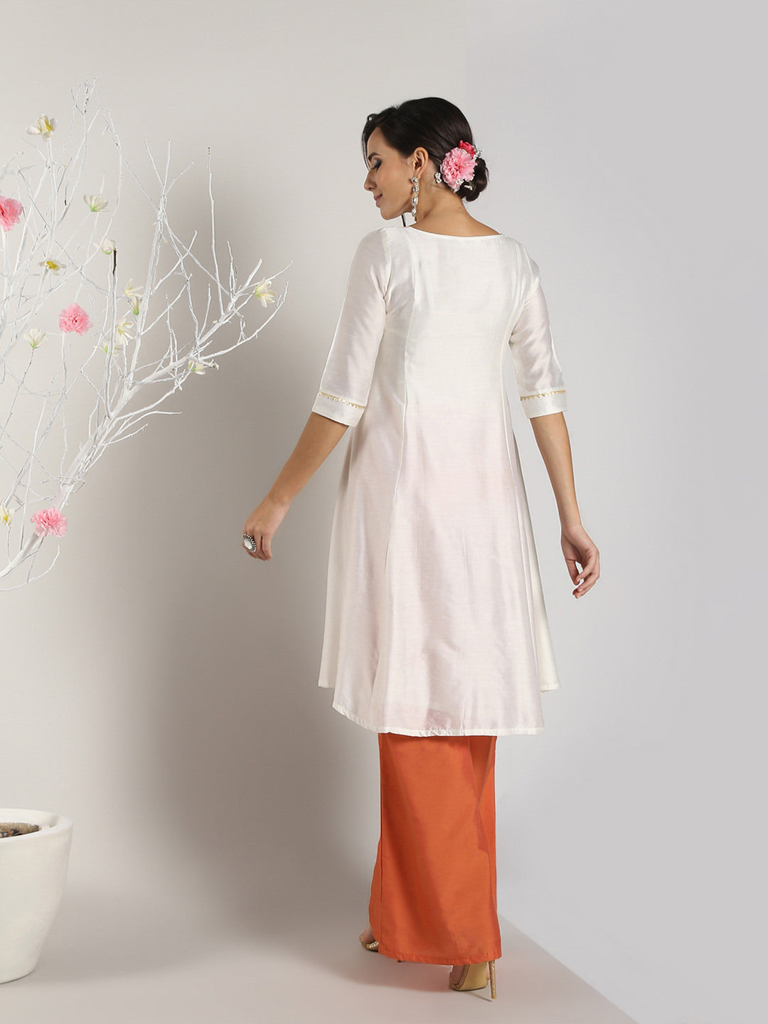 Abhishti Cotton Silk Kurta Bandhani Lace with Bottom