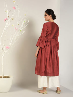 Abhishti Cotton Silk Gathered Bell Sleeve Kurta with Bottom