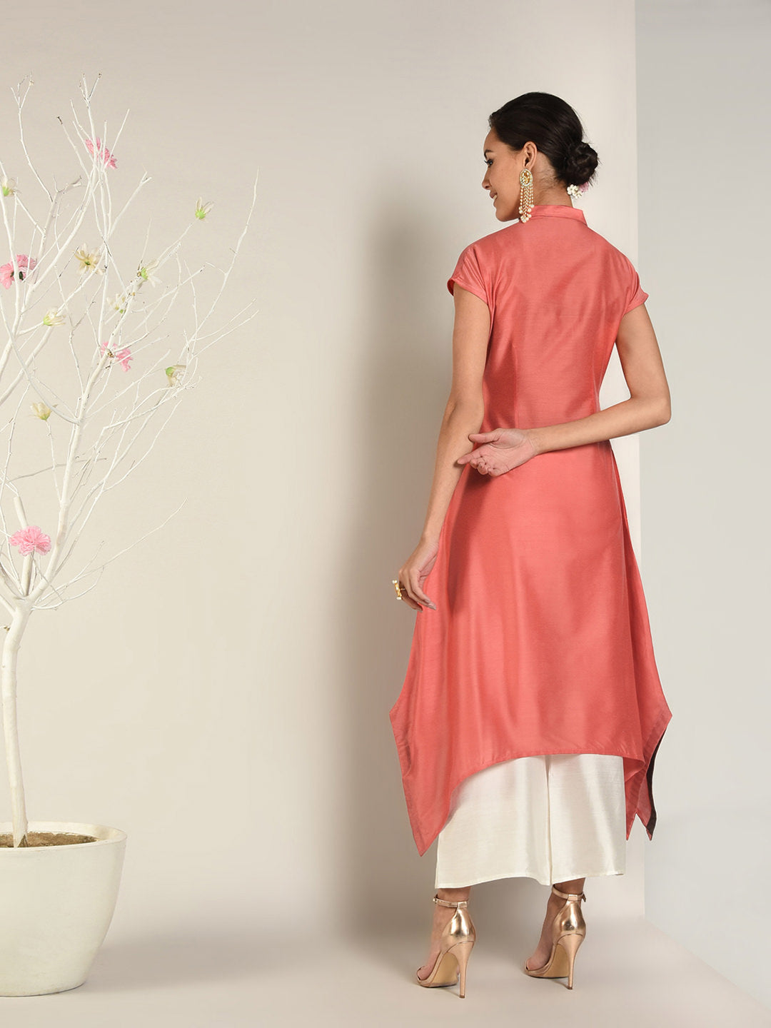 Abhishti Cotton Silk Asymmetric Kurta with Cotrast side details Set