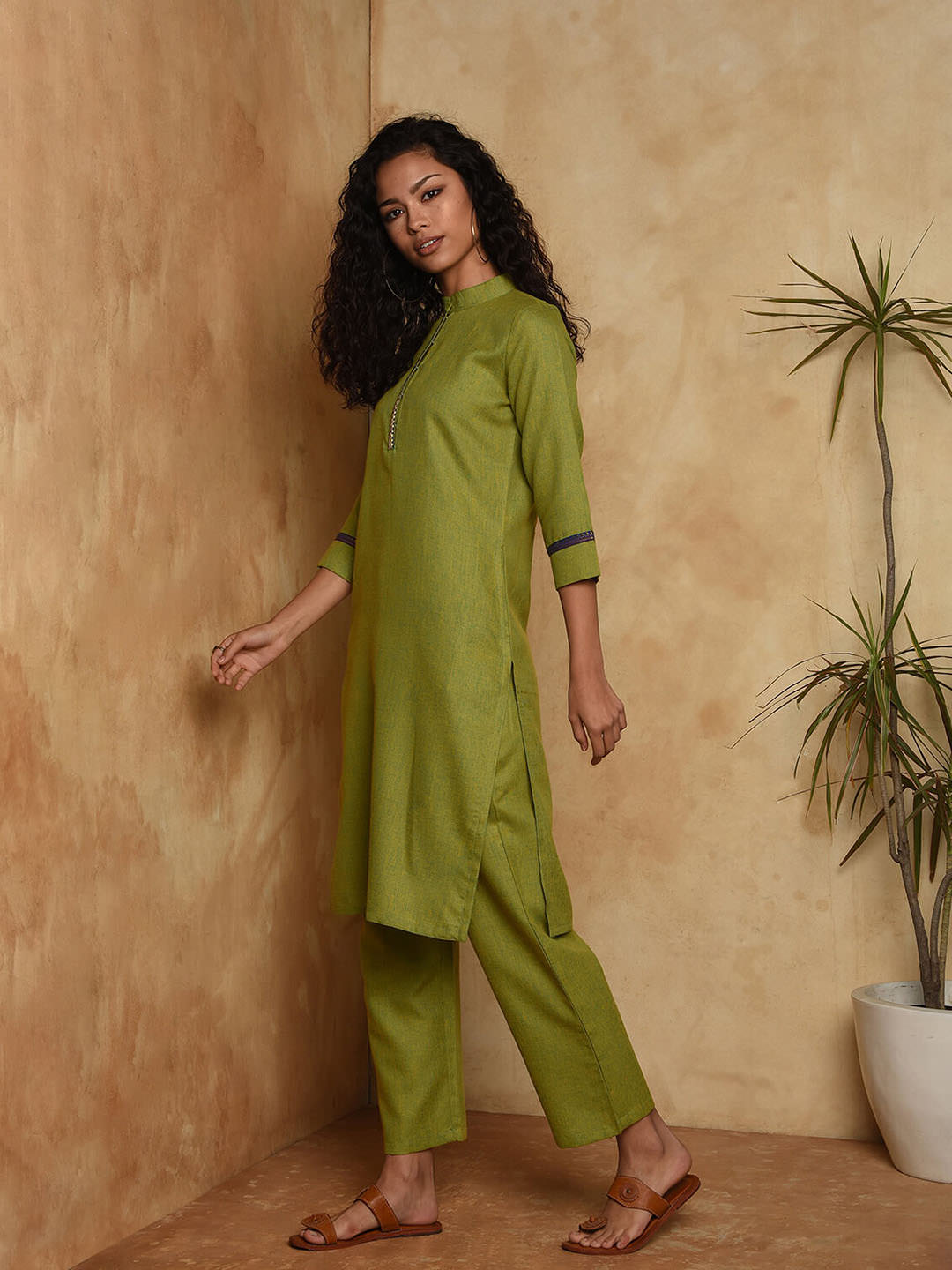 Kurta Set of Dualtone Cotton with Mangalgiri border