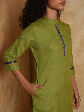 Kurta Set of Dualtone Cotton with Mangalgiri border