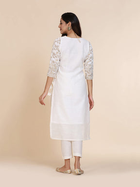 Abhishti cotton baswada kurta with overlapped scalloped neck & zariwork sleeves with Bottom