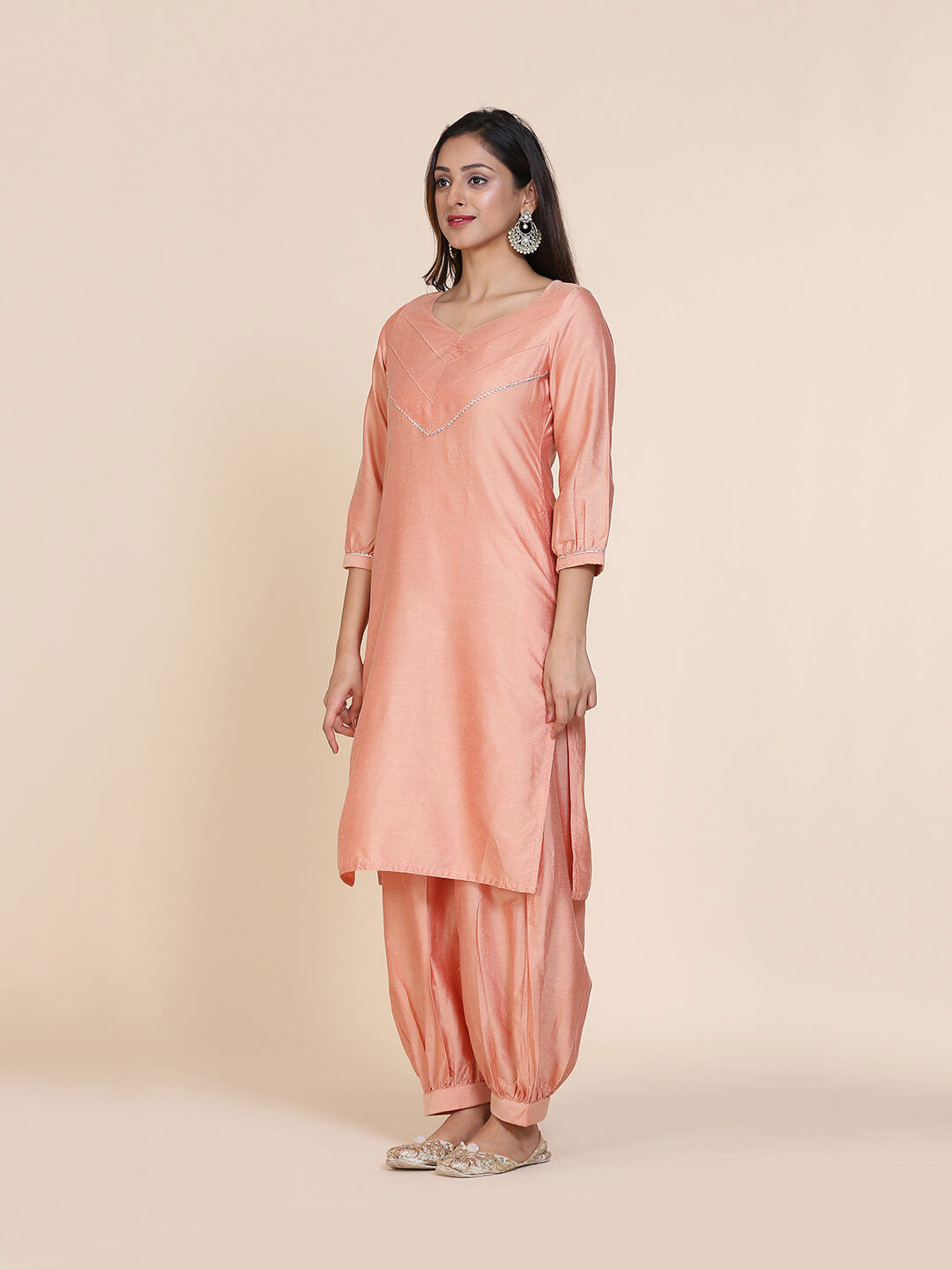 Abhishti cotton silk kurta with pintucked yoke & gathered sleeves with Bottom