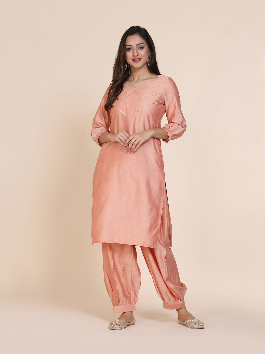 Abhishti cotton silk kurta with pintucked yoke & gathered sleeves with Bottom