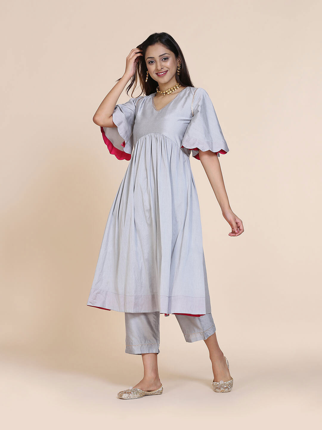 Grey Scallop Sleeves kurta with straight bottom