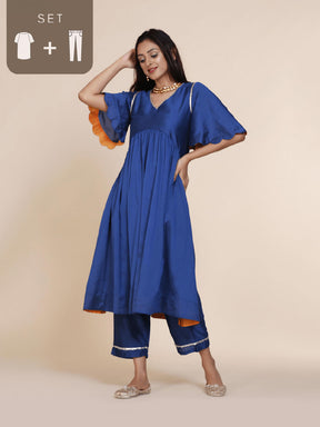 Blue Scallop Sleeves kurta with a straight bottom