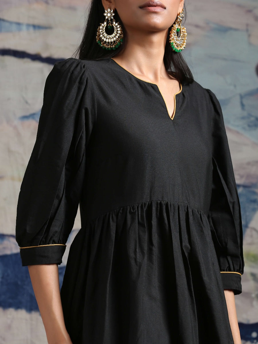 Cotton silk gathered kurta with U-hemline and contrast piping & facing, along with pleated pants Black